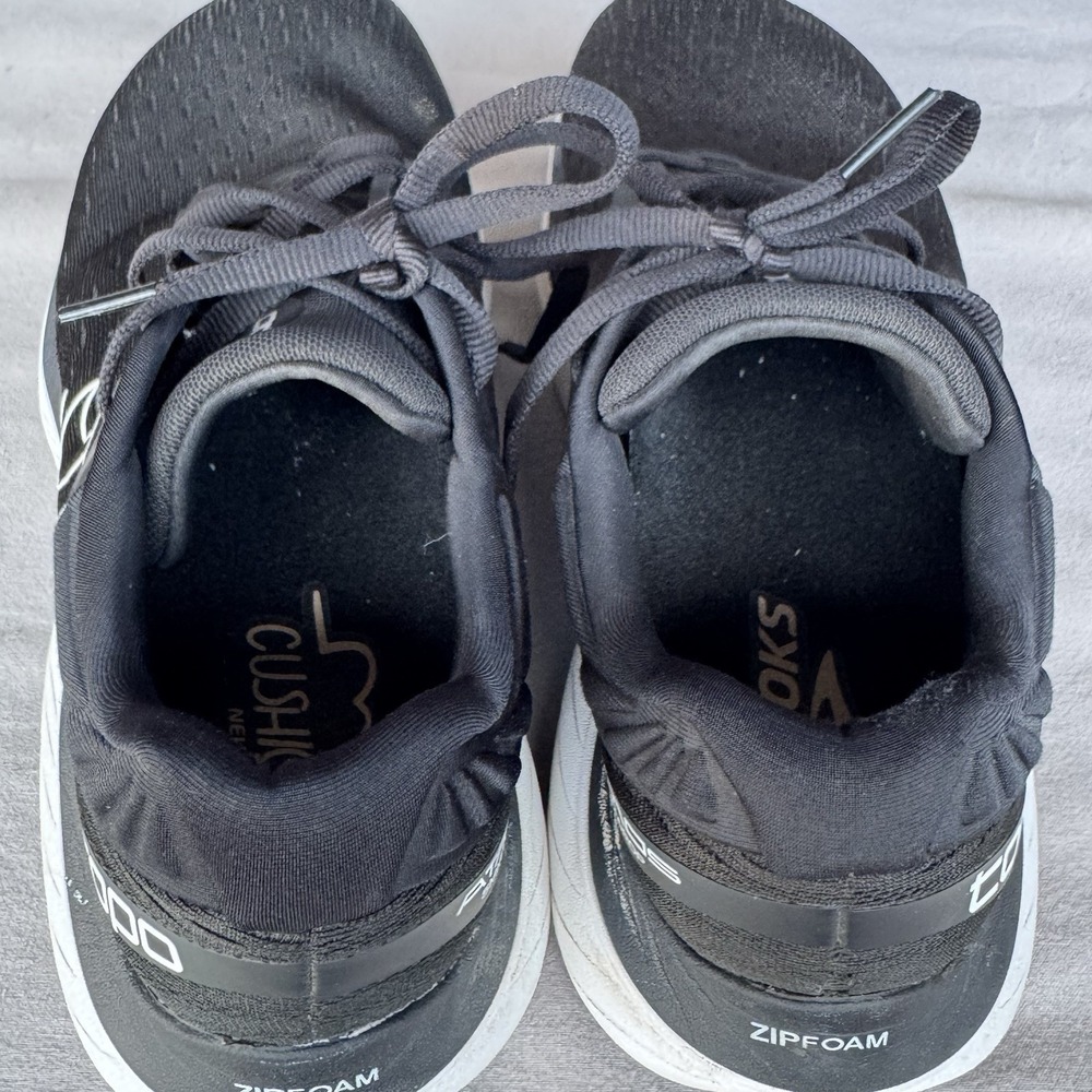 Size 9.5 - Topo Athletic Atmos Running Shoes Sneaker Wide Black ZipFoam - Picture 7 of 10
